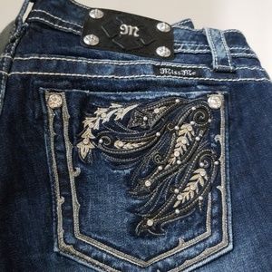 Ladies Miss Me jeans